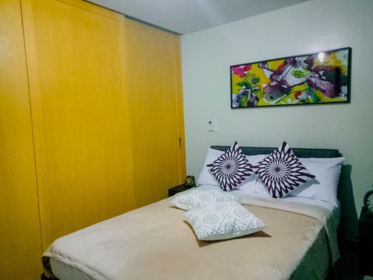 Uptown Mall Area Fort Bonifacio Manila Apartment Екстериор снимка