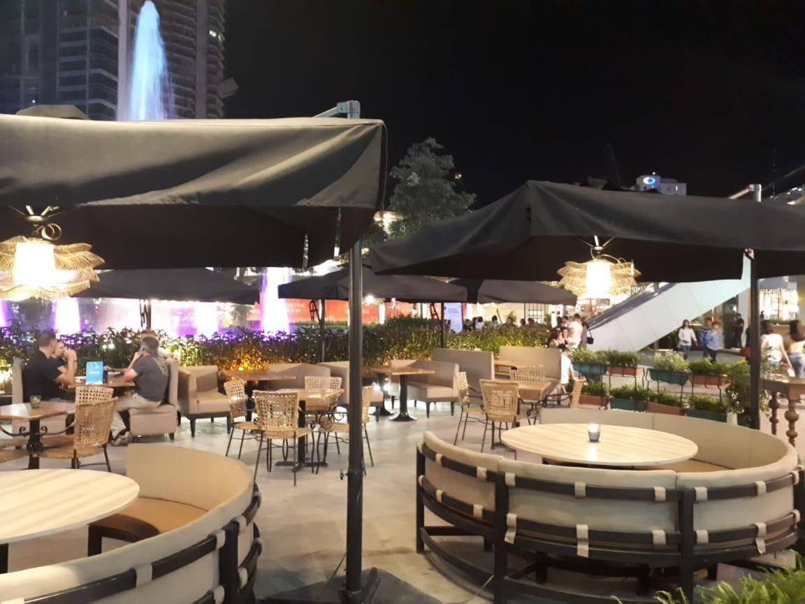 Uptown Mall Area Fort Bonifacio Manila Apartment Екстериор снимка